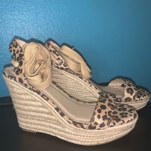 NWOT: Leopard print tie-up wedge heels